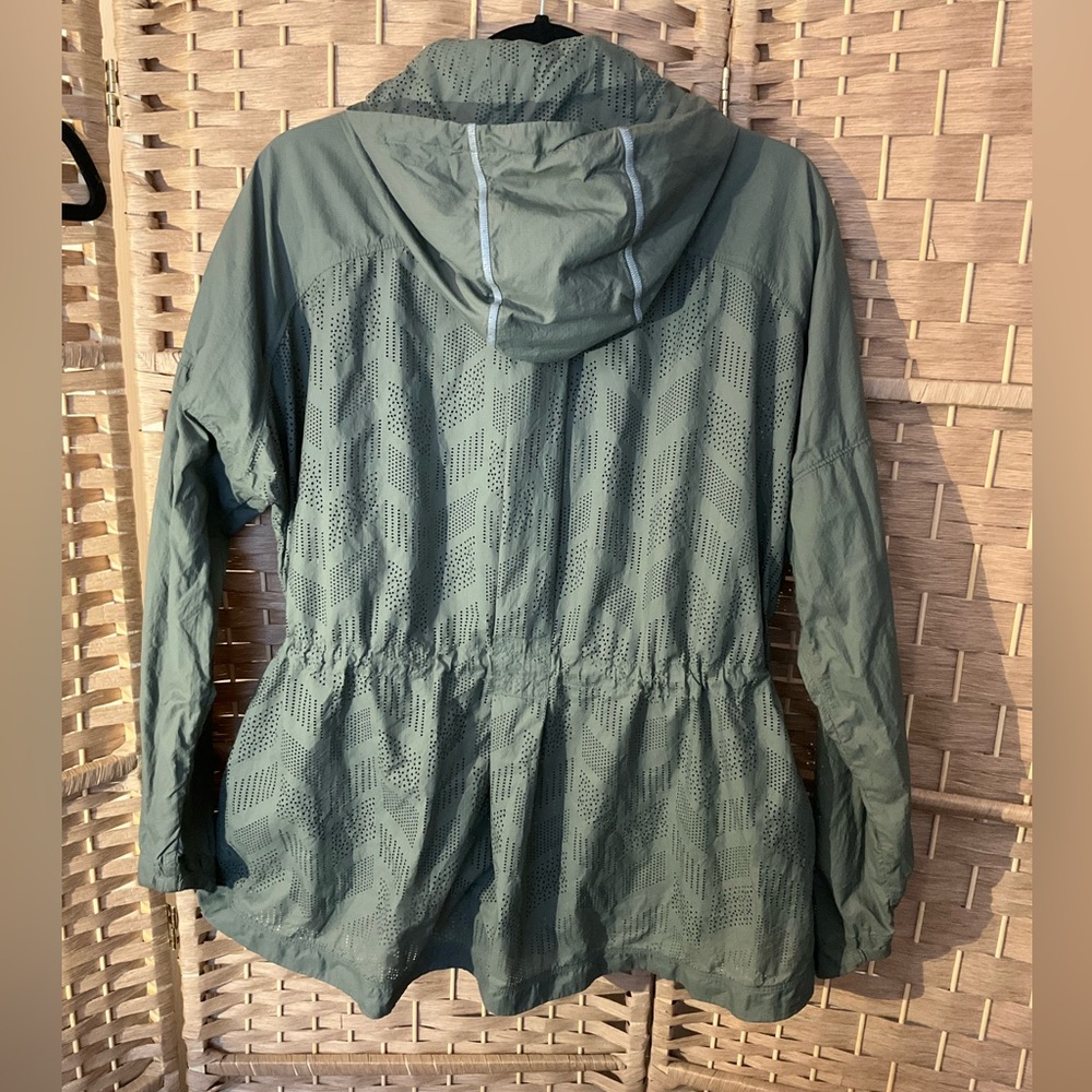 Athleta Packable Windbreaker - image 3